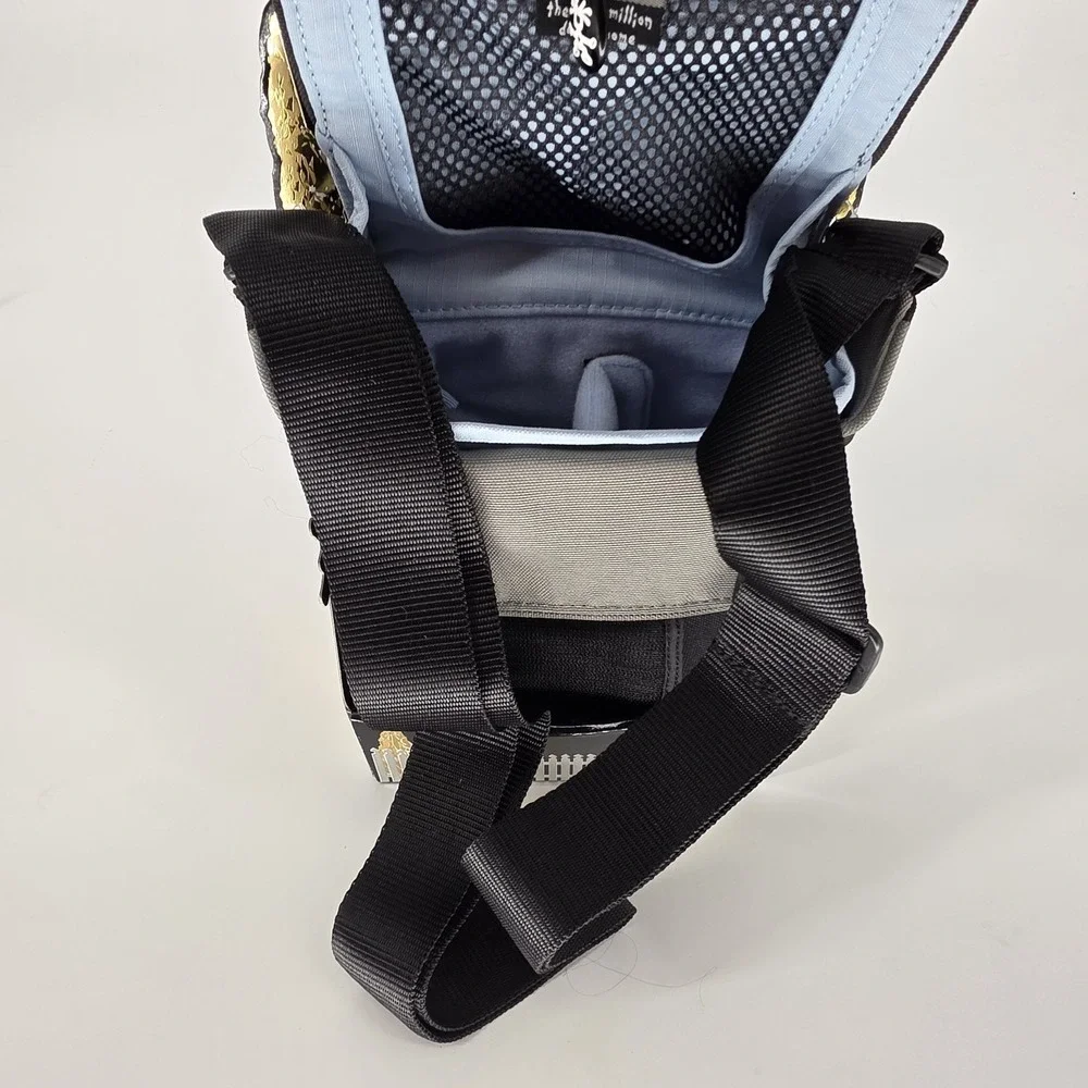 Crumpler 2 Million Dollar Home Camera Bag Case Black Gray Photography Crum New.